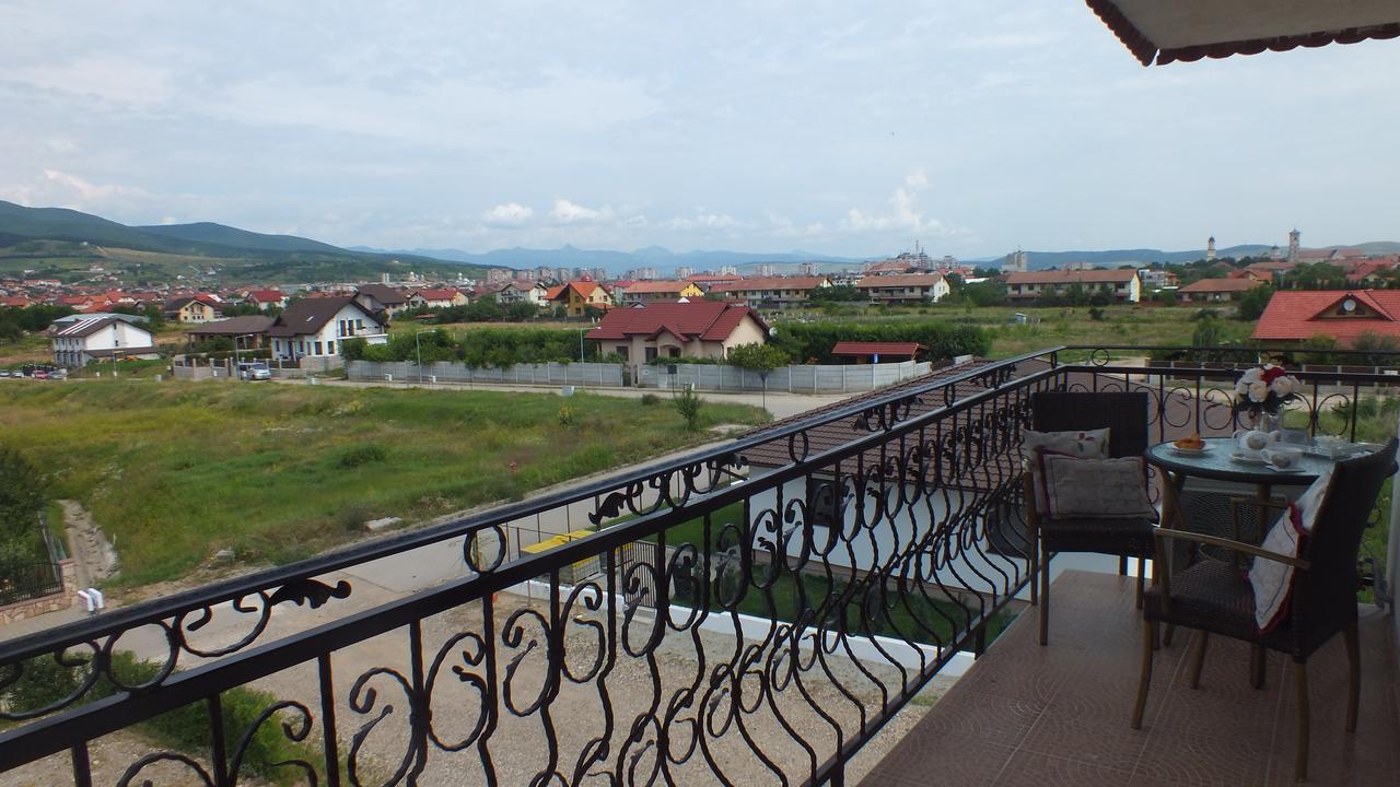 Sara, Alba Alba Iulia Exterior photo